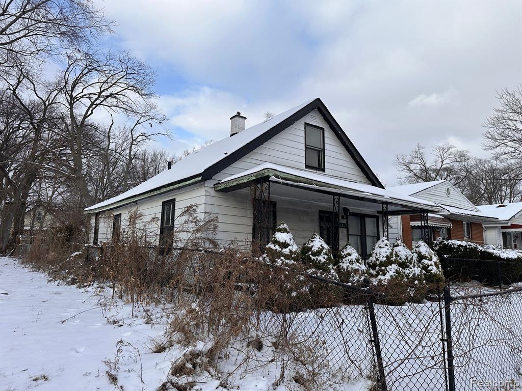 6821 DRAKE Street, Hamtramck, MI 48212 — Photo 2