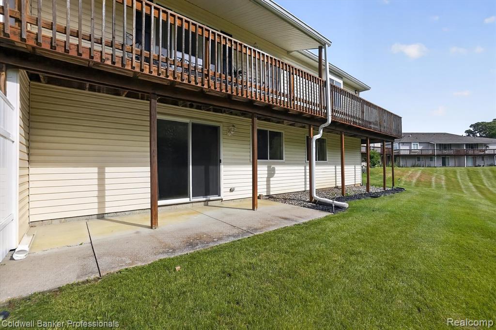 9533 Overlook Court, Grand Blanc, MI 48439 — Photo 40