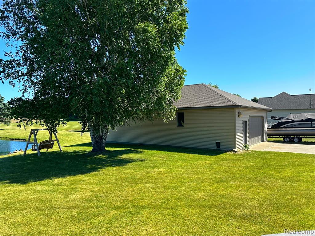 5566 Sandy Lane, Columbiaville, MI 48421 — Photo 8