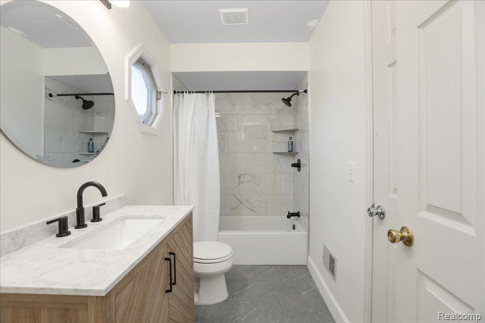 1653 Bennington Court, Canton, MI 48188 — Photo 22