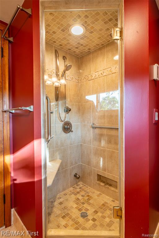 54815 FRANKLIN Drive, Shelby Twp, MI 48316 — Photo 29