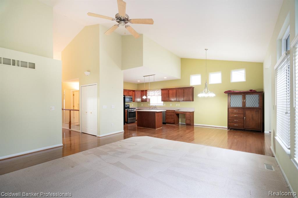 4436 Sunset Boulevard, Grand Blanc, MI 48439 — Photo 2