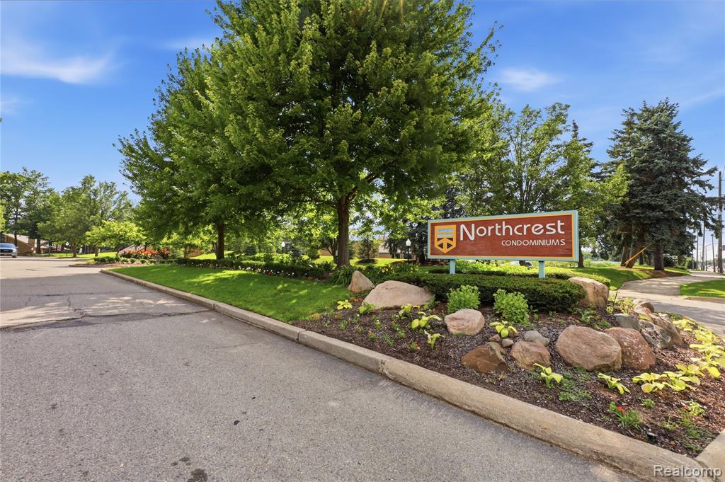 5736 Woodland View, Clarkston, MI — Photo 41