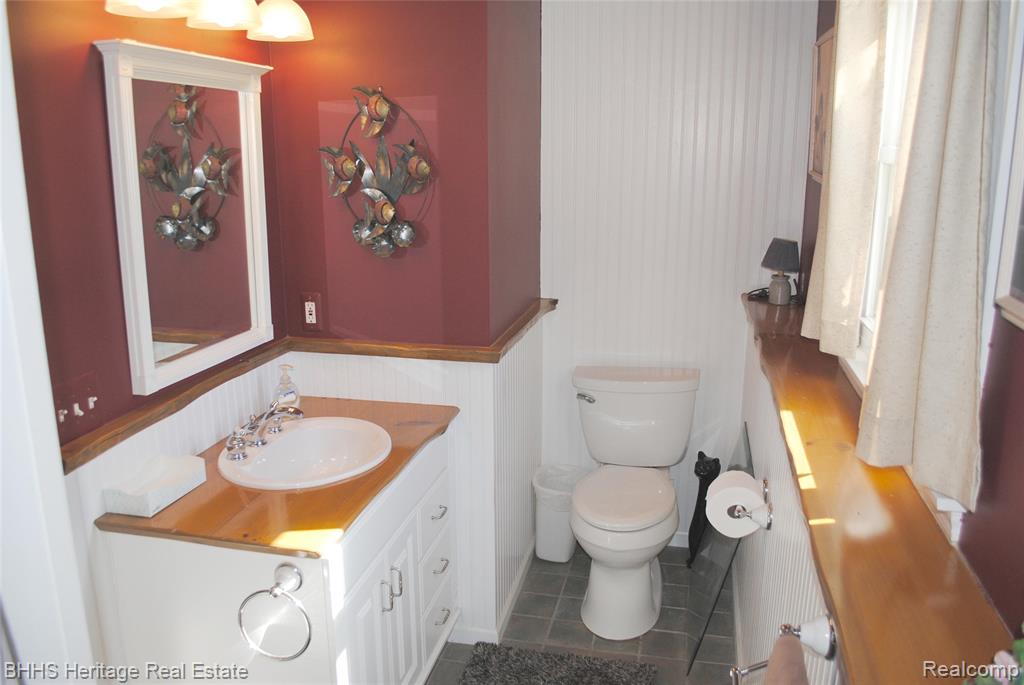 10755 Sober Road, Webberville, MI 48892 — Photo 43