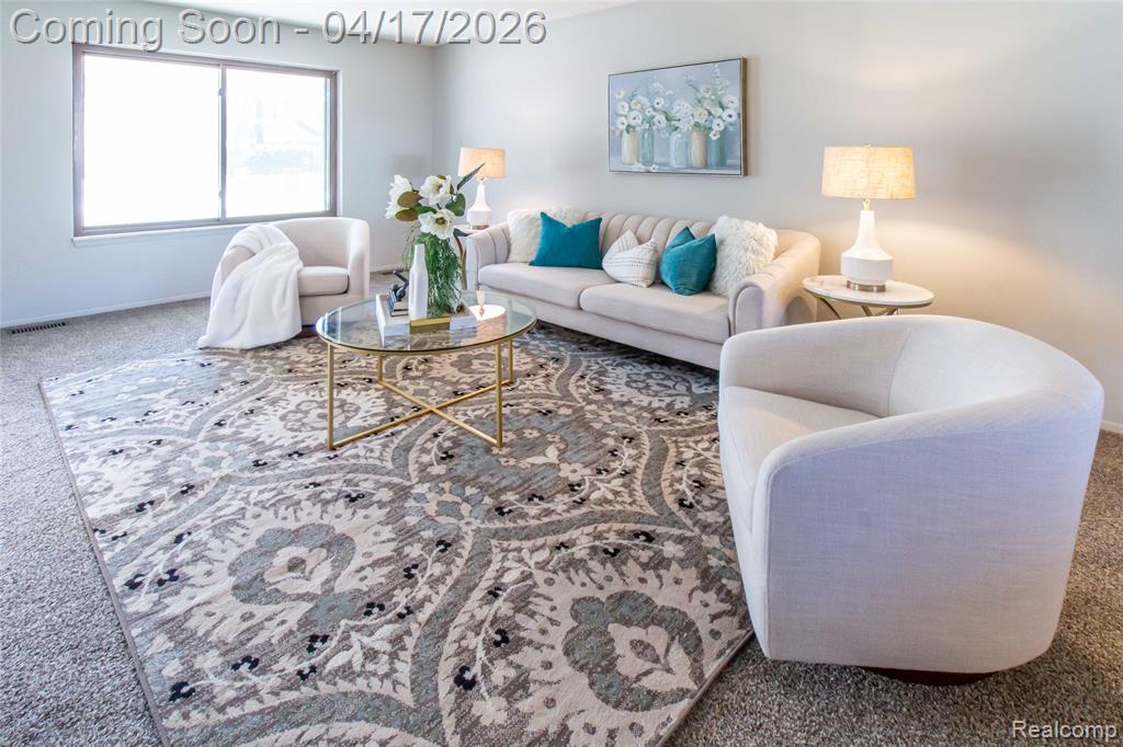 845 Longfellow Drive, Troy, MI 48085 — Photo 9
