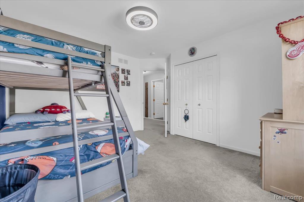 8159 Pickering Place, Westland, MI — Photo 25