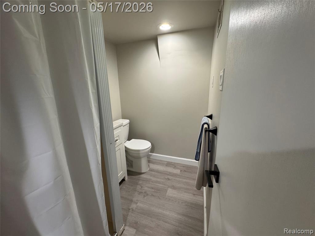 19242 Raymond Street, Grosse Pointe Woods, MI 48236 — Photo 20