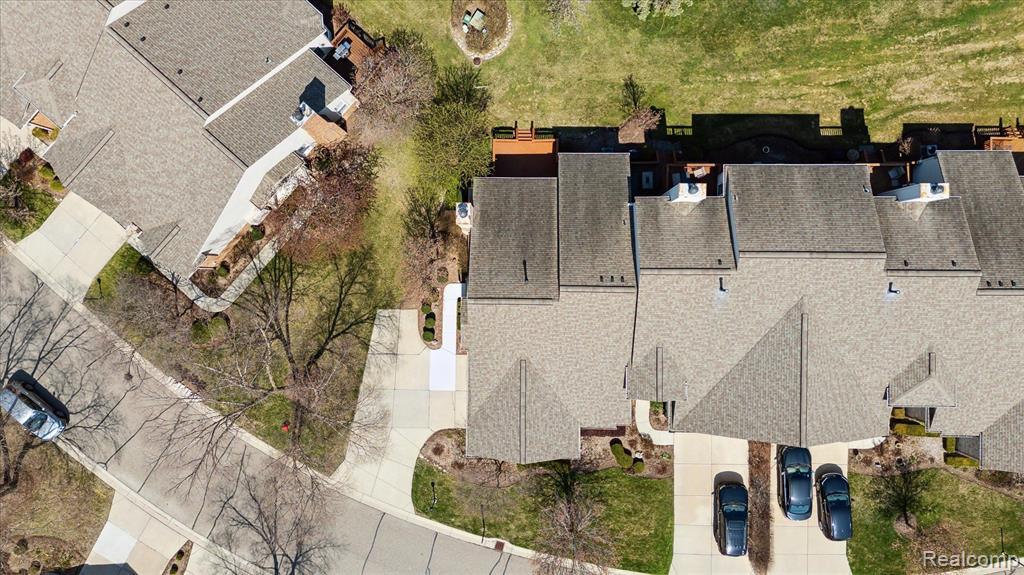 39472 EDGEWATER Drive, Northville, MI 48168 — Photo 43