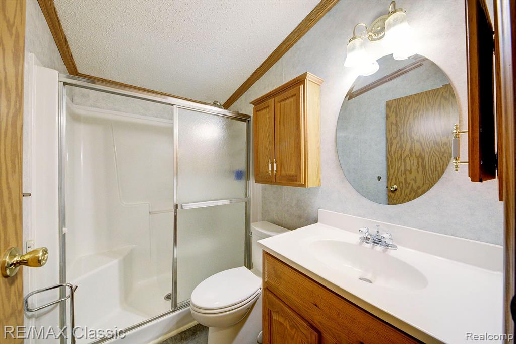 4626 WALTAN Road, Vassar, MI 48768 — Photo 37