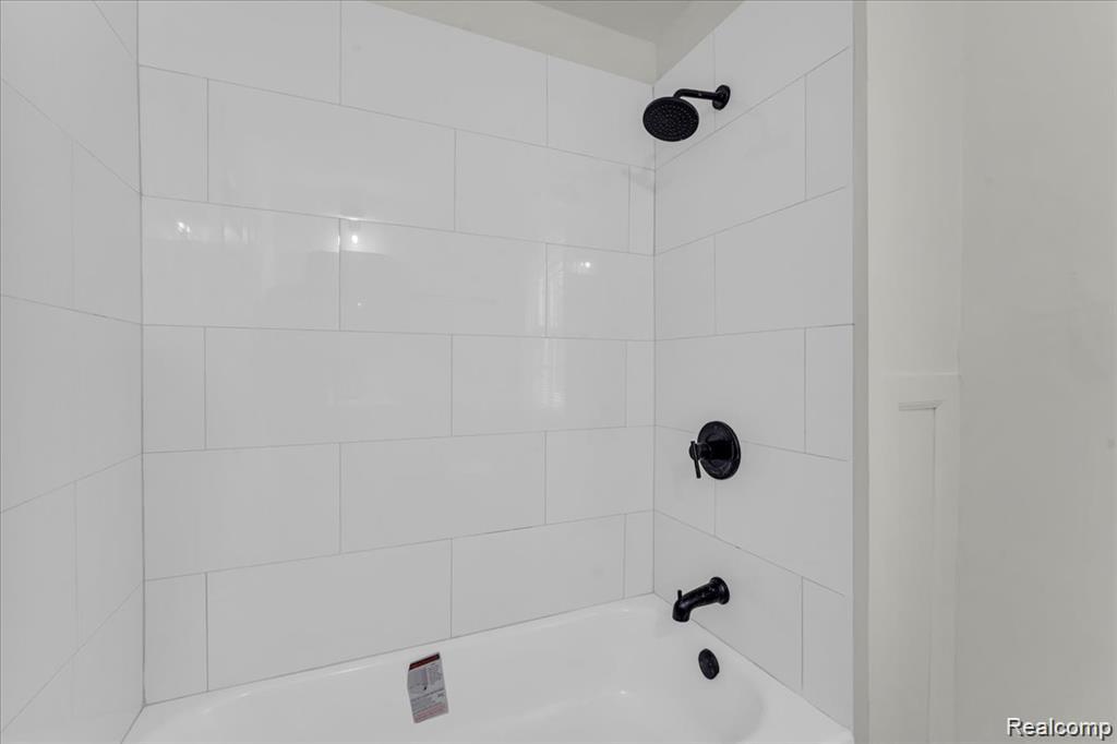 14393 Faust Avenue, Detroit, MI 48223 — Photo 22