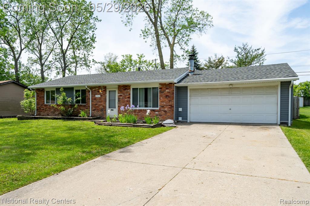 2243 Phillips Road, Auburn Hills, MI 48326 — Photo 2