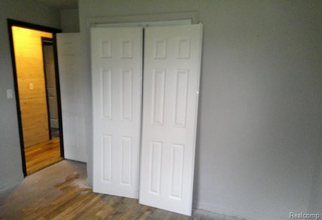 6160 Taylor Drive, Flint, MI 48507 — Photo 15