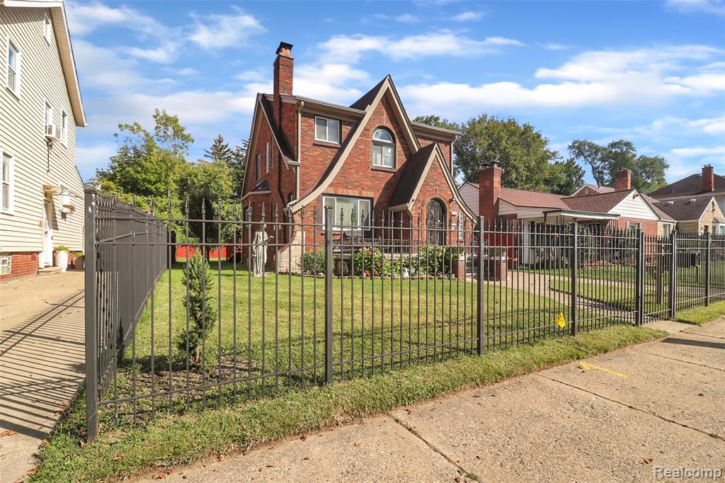 16764 Blackstone Street, Detroit, MI 48219 — Photo 2