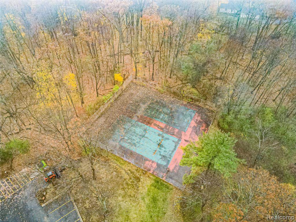 2957 MOON LAKE DR Drive, West Bloomfield, MI 48323 — Photo 30