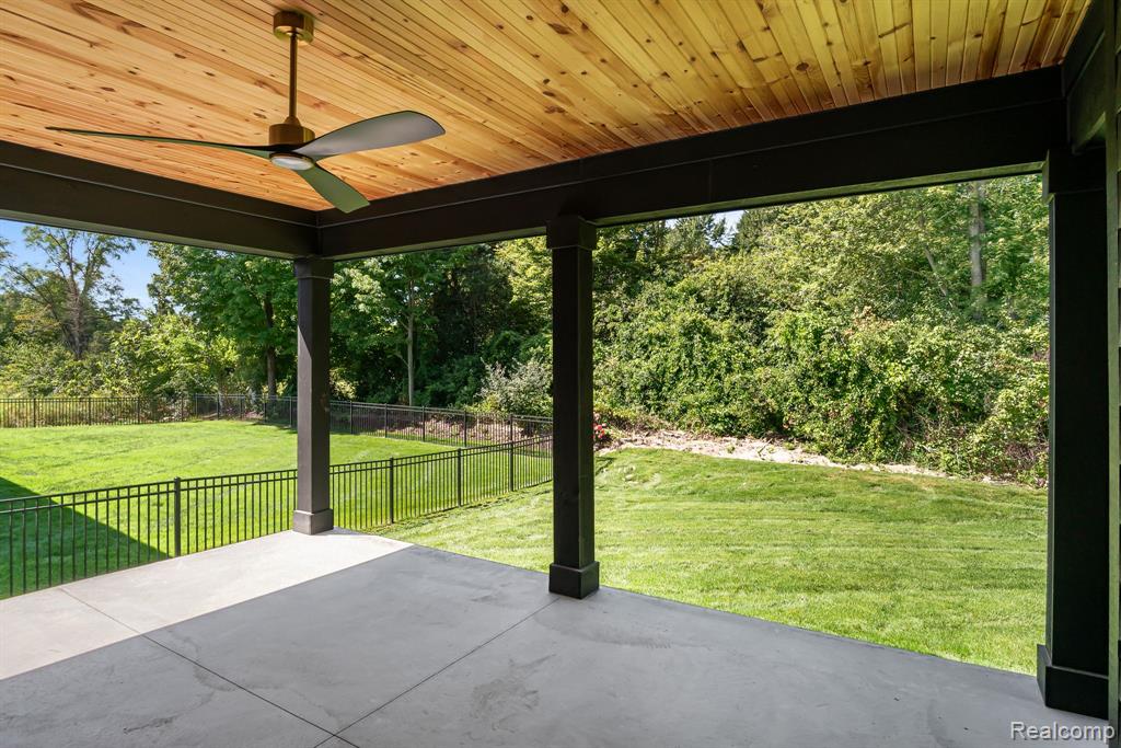 57325 Meadowridge Drive, Washington, MI — Photo 54