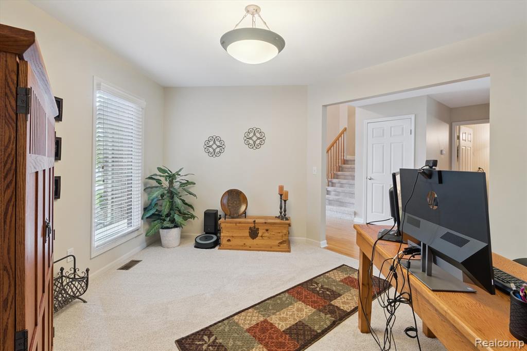47509 Brockmor Drive, Shelby Twp, MI 48315 — Photo 32