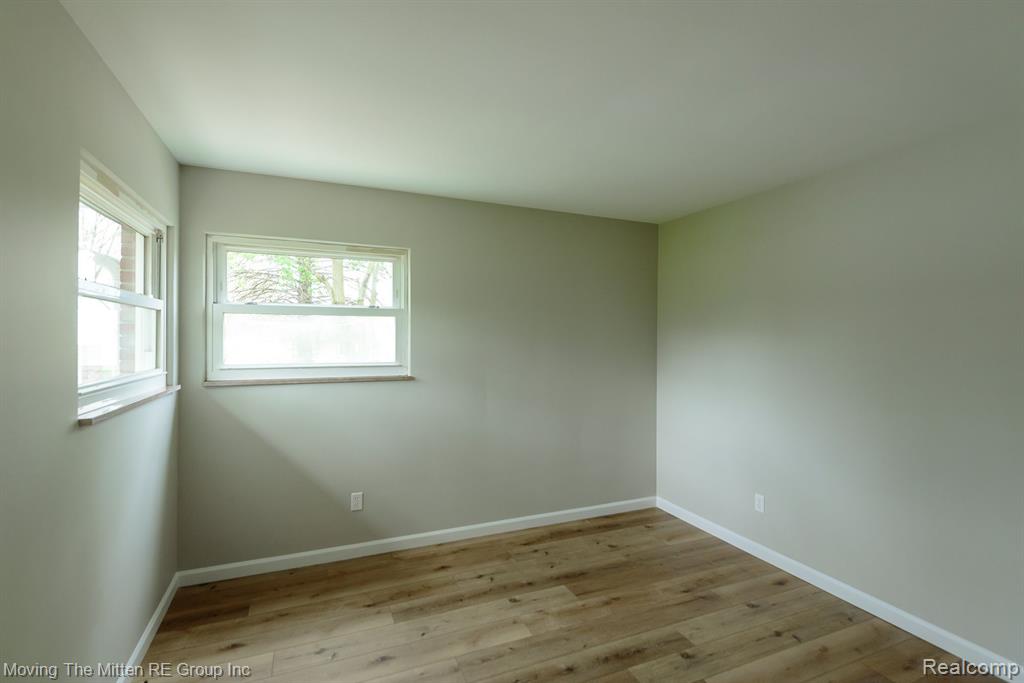 42857 SAVAGE Road, Belleville, MI 48111 — Photo 19