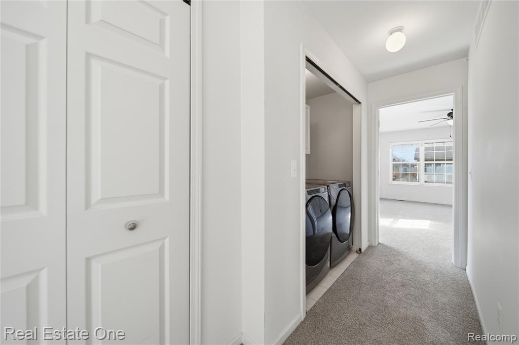402 Old Pine Way, Walled Lake, MI 48390 — Photo 16