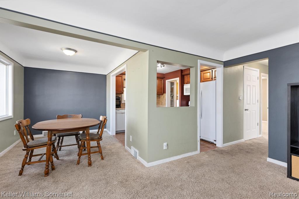 863 MAYFLOWER Avenue, Lincoln Park, MI 48146 — Photo 7