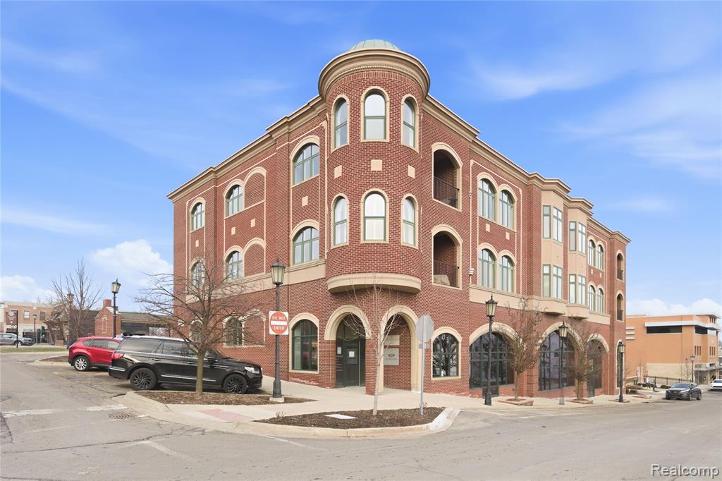 331 E Cady Street, Northville, MI, 48167