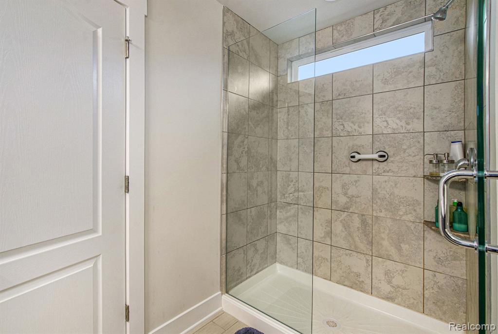 2822 Dillon Drive, Ann Arbor, MI 48105 — Photo 26