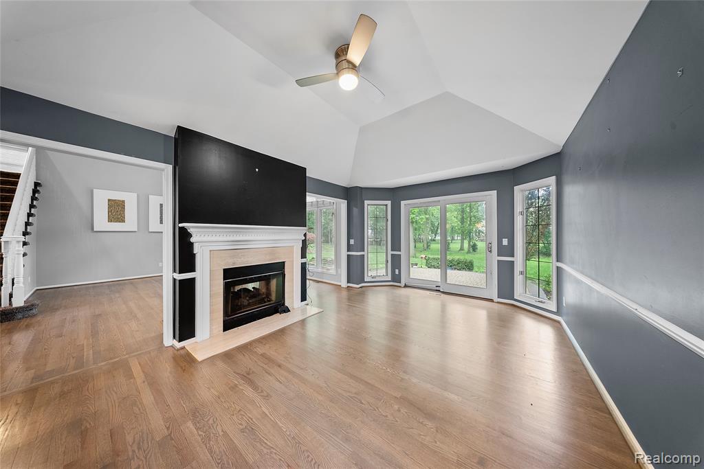 8487 Sherwood Drive, Grosse Ile, MI 48138 — Photo 10