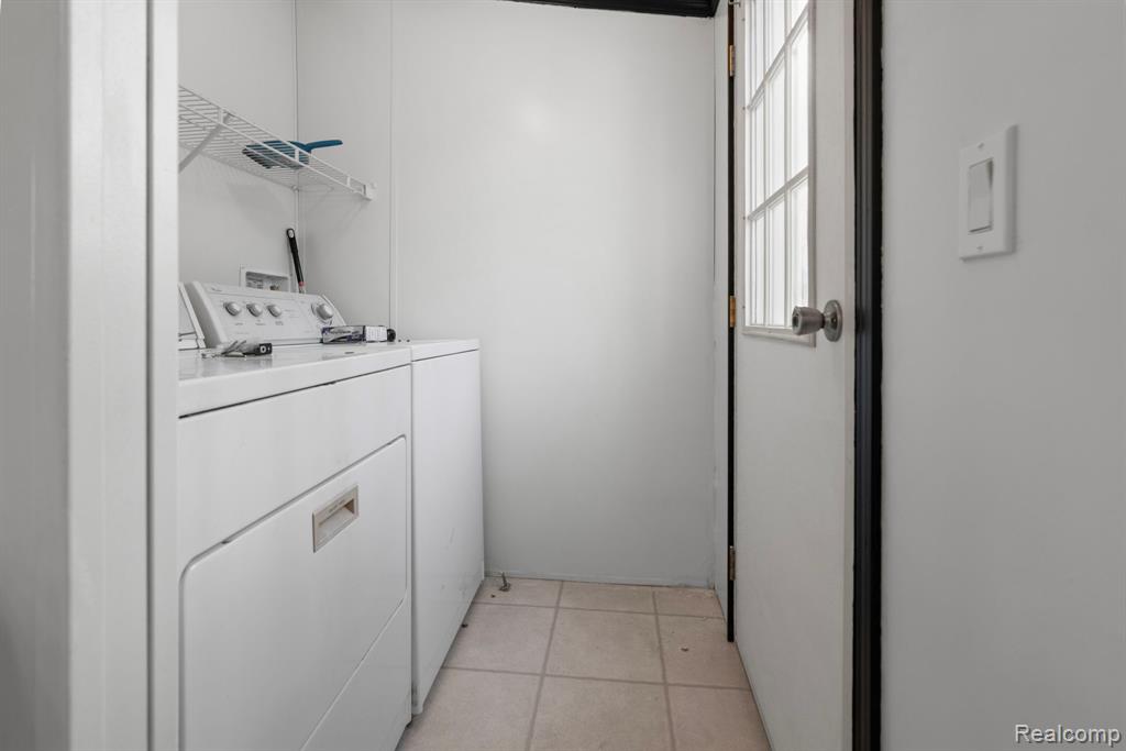 351 North Squirrel Road #207, Auburn Hills, MI 48326 — Photo 11