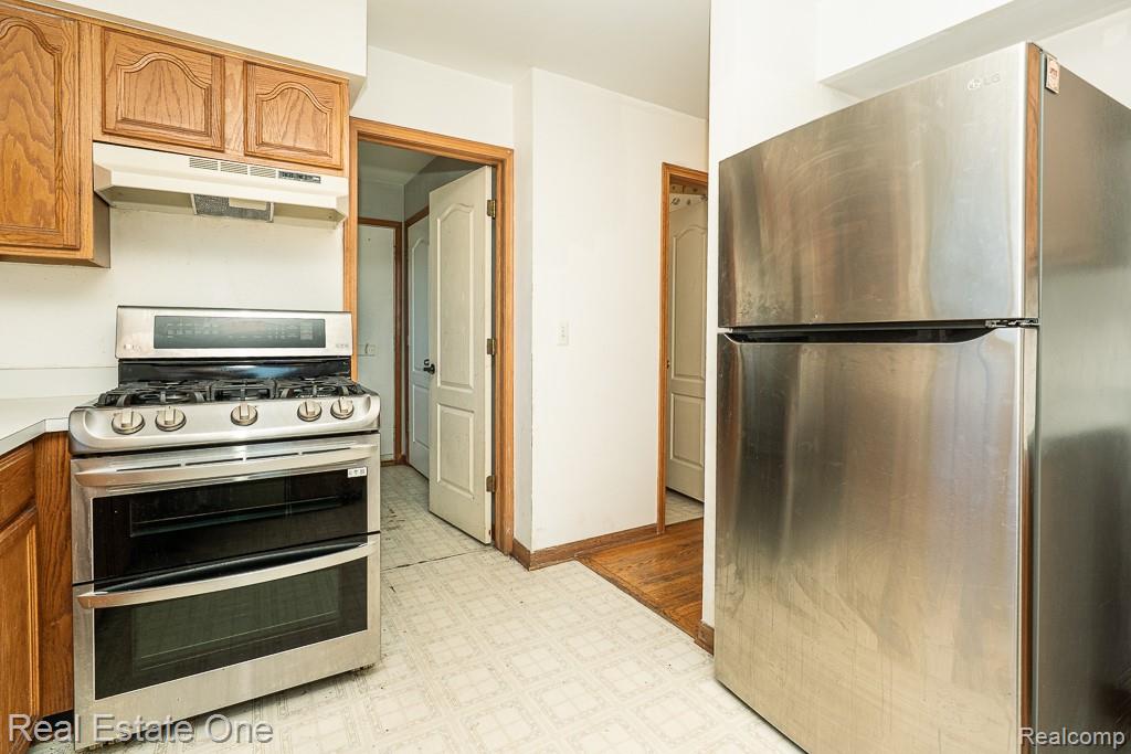 48749 Smokey Glen Court, New Baltimore, MI — Photo 29