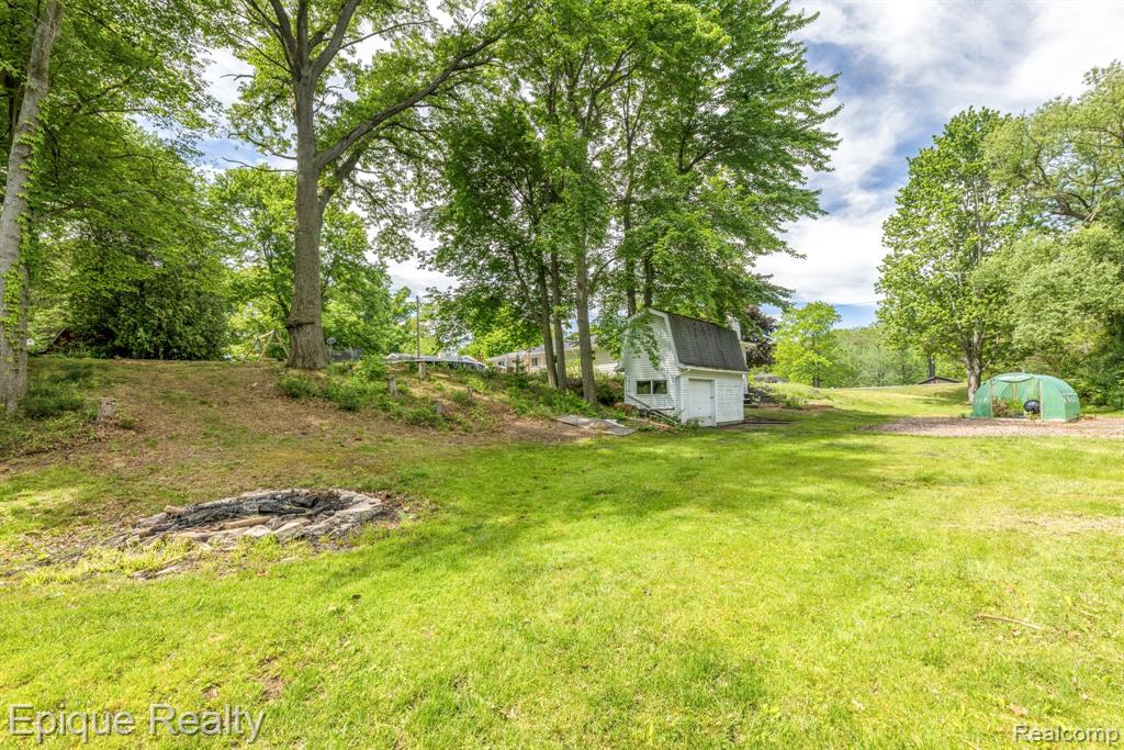 3750 Parker Road, Fort Gratiot, MI 48059 — Photo 8