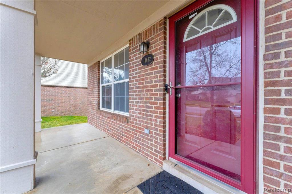 13632 COUNTRY WALK Boulevard, Van Buren, MI 48111 — Photo 2