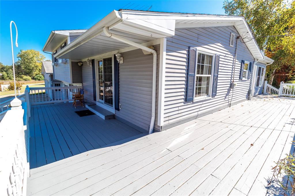 4705 LONSBERRY Road, Columbiaville, MI 48421 — Photo 43