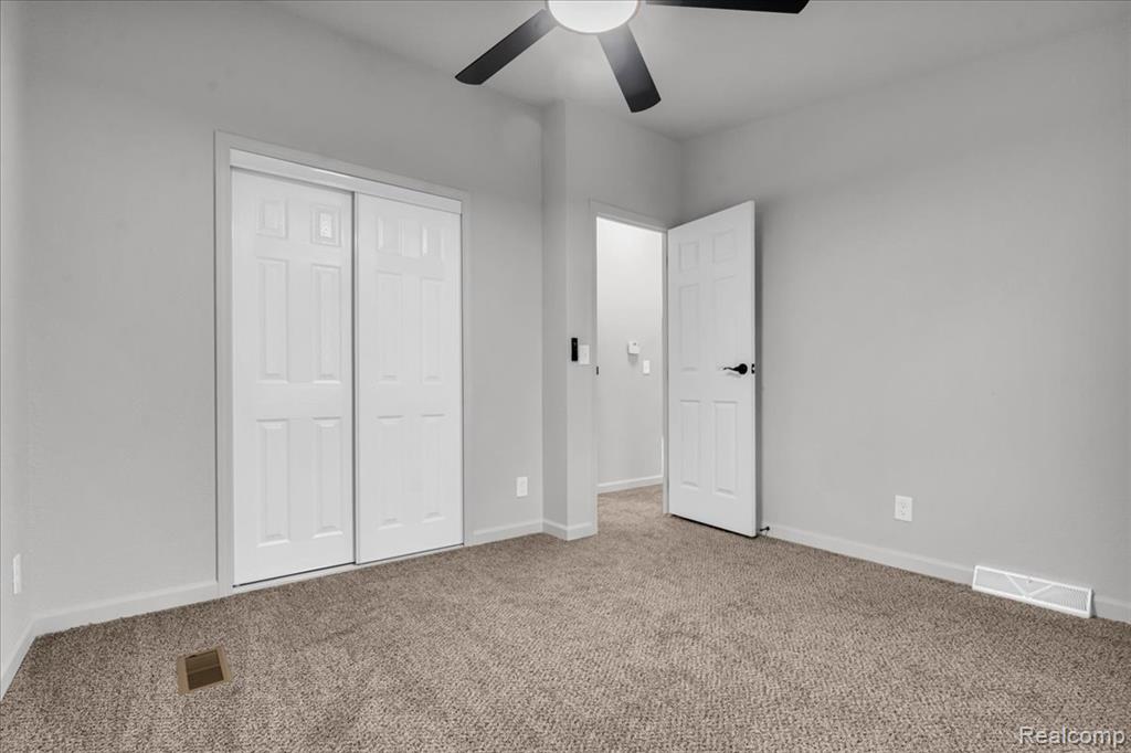 1160 S Van Vleet Road, Swartz Creek, MI 48473 — Photo 21