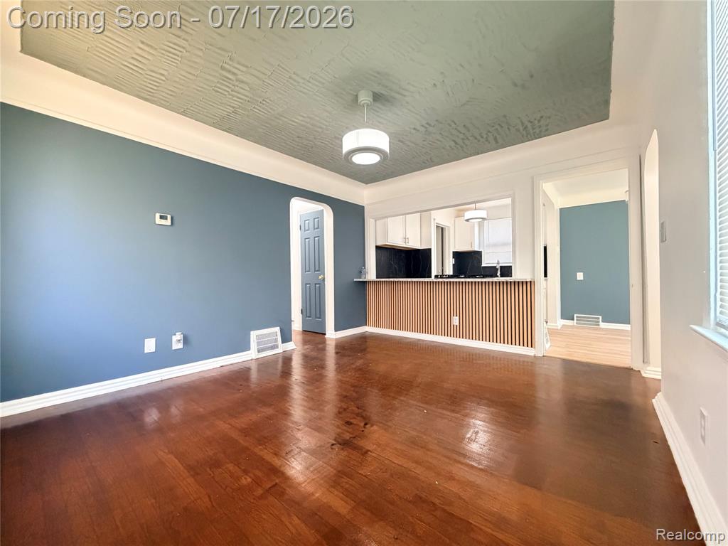 9176 Winthrop Street, Detroit, MI 48228 — Photo 6