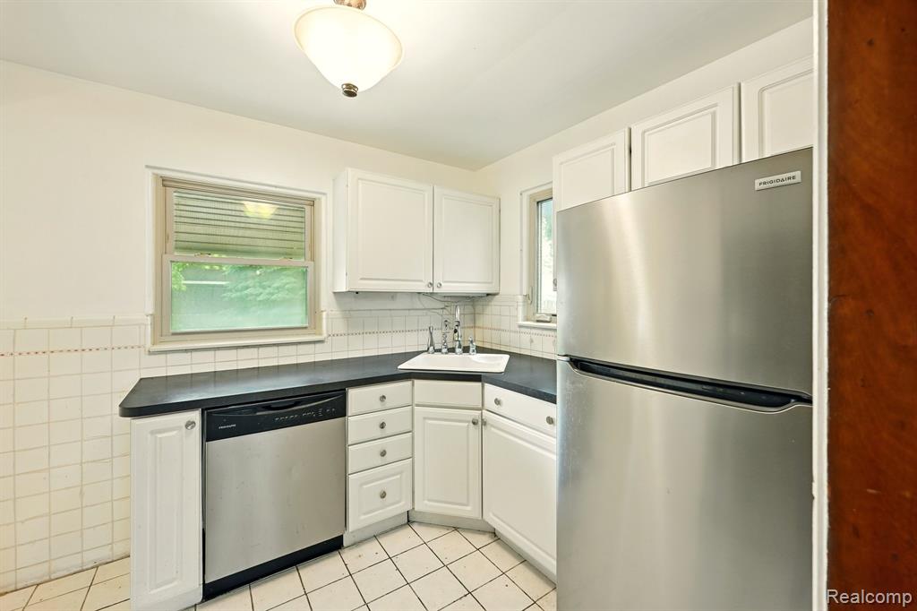 7132 Shenandoah Avenue, Allen Park, MI 48101 — Photo 11