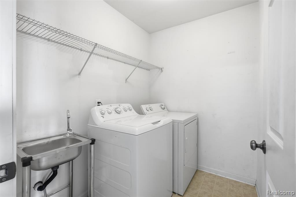 41260 Maplewood Drive, 5, Canton, MI 48187 — Photo 15