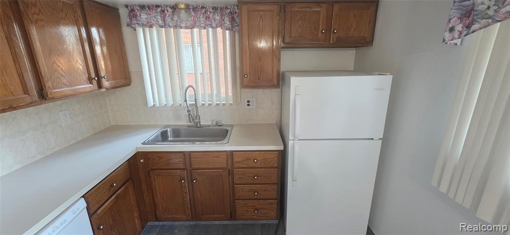 6419 Sunset Street, Garden City, MI — Photo 10