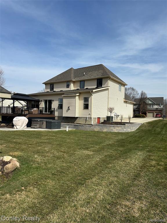 10376 Valley Drive, Goodrich Vlg, MI — Photo 43