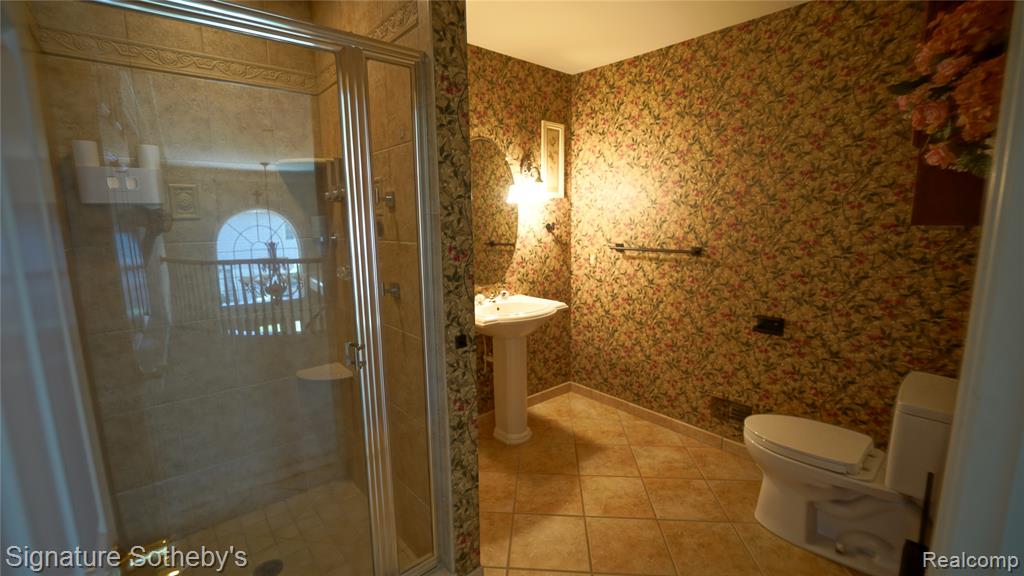 6608 ENCLAVE Drive, Clarkston, MI 48348 — Photo 26
