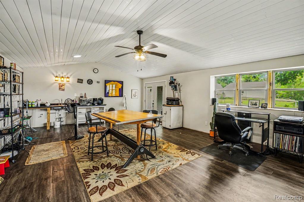 302 Hadley Street, Holly, MI 48442 — Photo 19