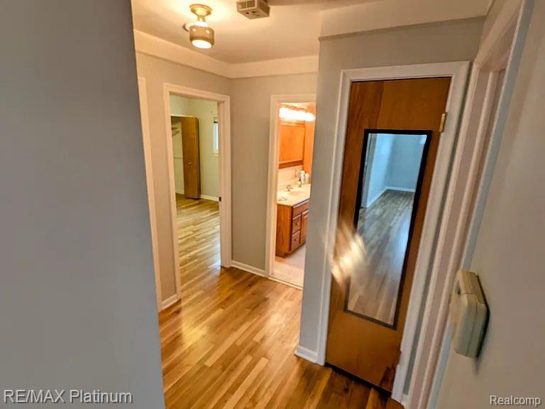 7725 Berwick Drive, Westland, MI — Photo 20