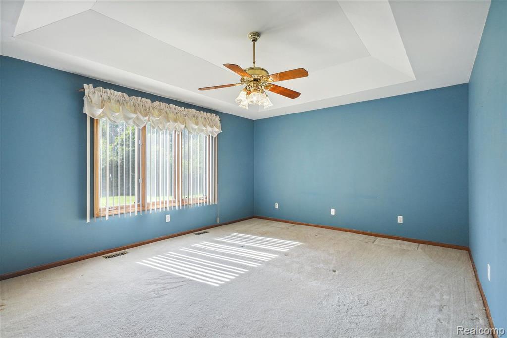 4747 WINDBERRY Lane, Milford, MI 48380 — Photo 19