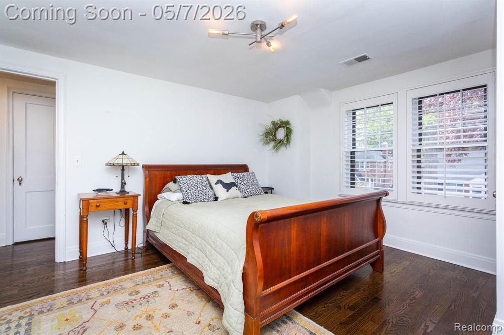 21 Fairwood Boulevard, Pleasant Ridge, MI — Photo 25