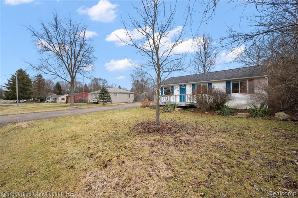 7387 Lawrence Street, Grand Blanc, MI 48439 — Photo 2