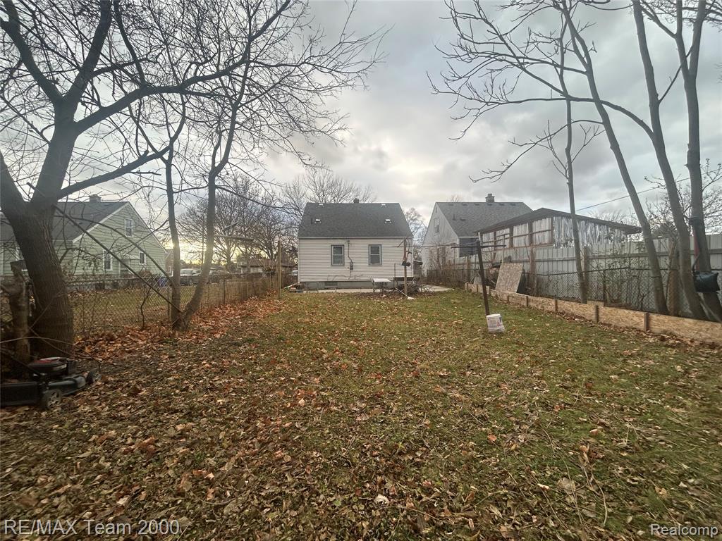 6352 Evergreen Avenue, Detroit, MI 48228 — Photo 26