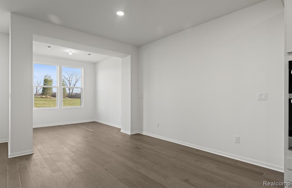 5684 Corgi Drive, Ann Arbor, MI 48108 — Photo 27