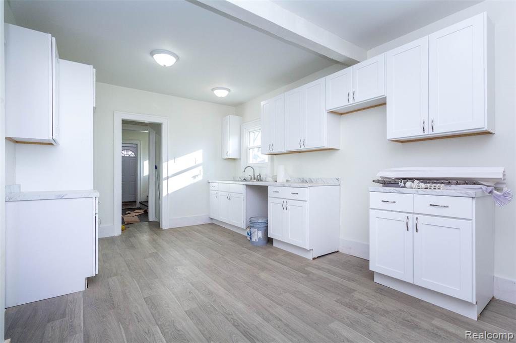 2261 Lawrence Street, Detroit, MI 48206 — Photo 8