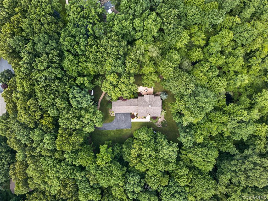 5388 Hartland Road, Fenton, MI 48430 — Photo 63