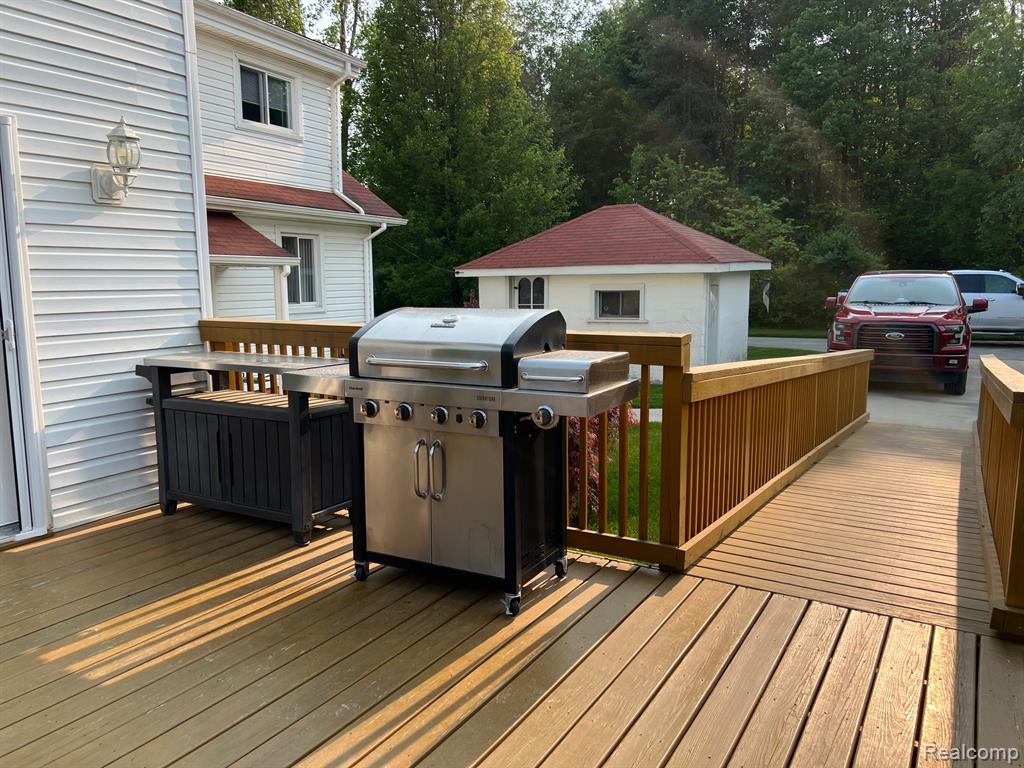 3742 W Barnes Lake Road, Columbiaville, MI 48421 — Photo 8