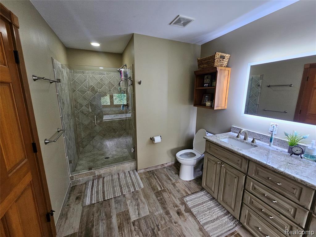 8499 Bishop Road, Brighton, MI 48116 — Photo 30