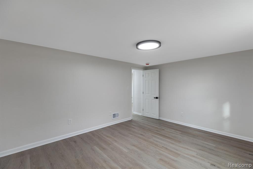 50 E NEVADA Street, Highland Park, MI 48203 — Photo 21